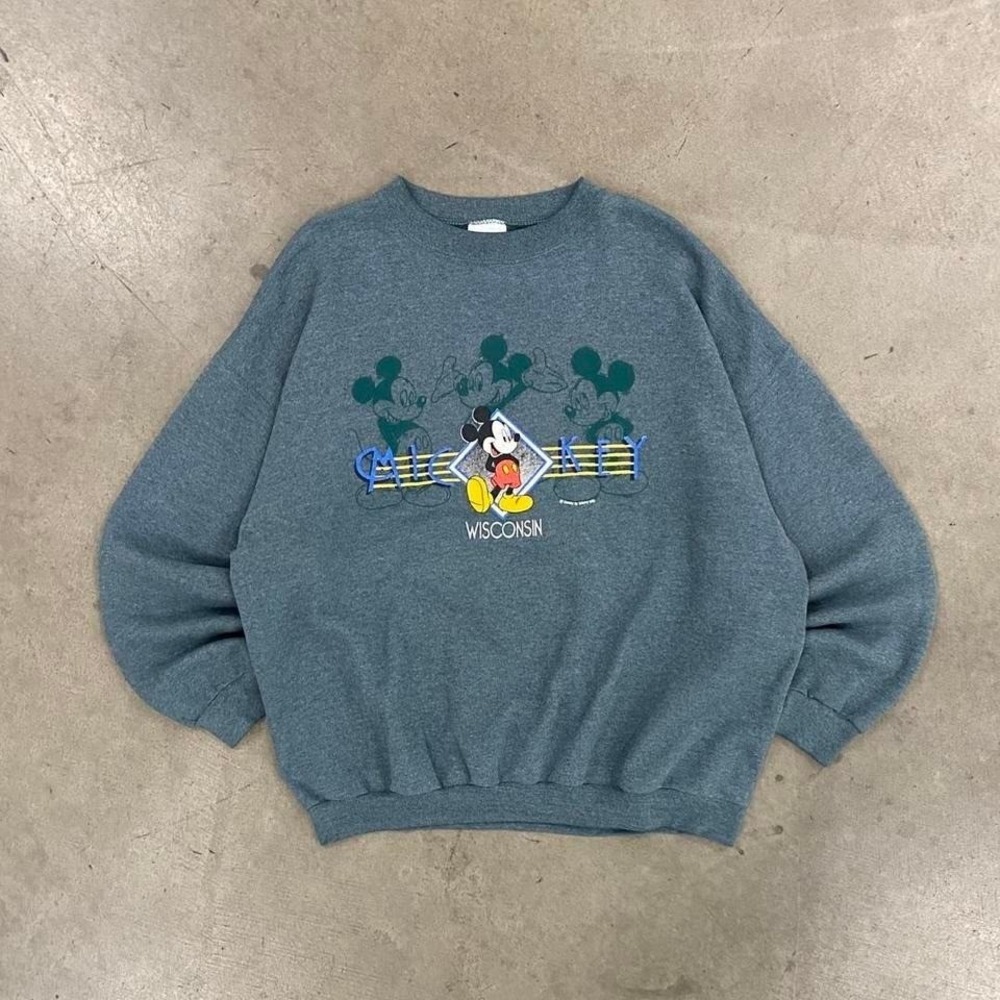 intage Disney Mickey Mouse Wisconsin Tultex Green 90s Crewneck Size XL